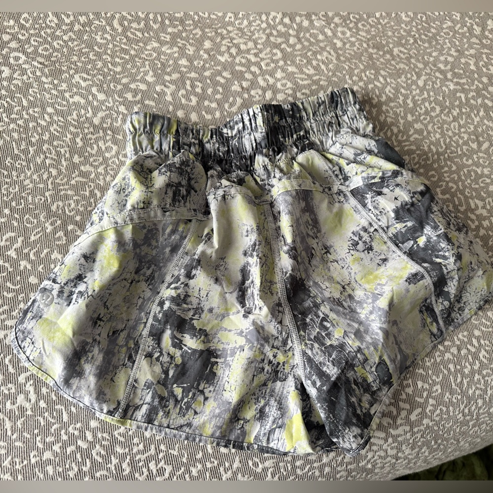 Lululemon Track That size 4
